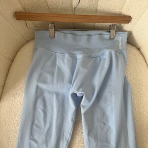 Dynamic Women's Sky Blue Leggings